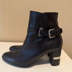 Stuart Weizman Black Leather Ankle Boots